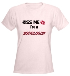 t-shirt sociologist kiss-me